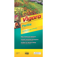 Vigoro 2 Cu Ft Perlite Soil Amendment 100521091 The Home Depot Soil Amendment Organic Plant Fertilizer Soil Improvement
