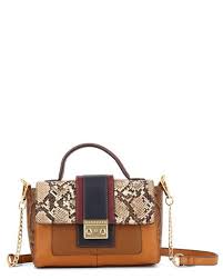 68 avenue edouard vaillant, 93500 pantin. Petit Sac Beliana From San Marina On 21 Buttons