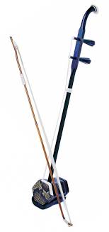 Guzheng mempunyai bentuk seperti kotak yang cembung dan terbuat dari kayu. 28 Chinese Musical Instruments Ideas Musical Instruments Instruments Musicals