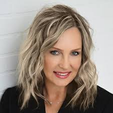 Candice Grigg's Instagram, Twitter & Facebook