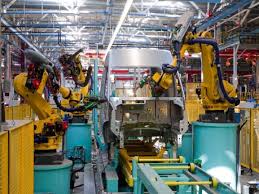 Kuantan adalah sebuah bandar pertengahan yang terletak di wilayah timur semenanjung malaysia yang umumnya belum maju. Ledakan Robotik Kecerdasan Buatan