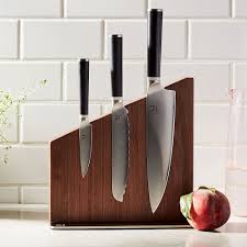The sheer number of pieces in this set are what makes it our best budget kitchen knife set. Material Knife Set Stand Walnut