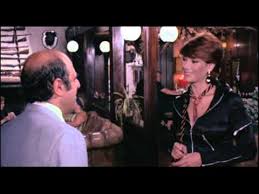 L'insegnante viene a casa in streaming gratis su altadefinizione, luisa, trasferitasi da milano a lucca per stare vicino all'uomo che ama, il consigliere comunale ferdinando, si accorge di non avere scelto il momento clara colosimo. Wn Edwige Fenech Le Madri