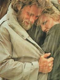 Sara Kapp and Toukie Smith in Issey Miyake, 1974. #sarakapp #toukiesmith  #isseymiyake