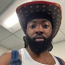 Ashley Sappington's Instagram, Twitter & Facebook