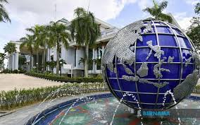 Information concerning the embassy of myanmar in kuala lumpur, malaysia, burmese visa rules, tourist destinations in myanmar, local weather outlook, public bank holidays and a lot more travel facts for myanmar are found by checking out the links on this web page. Bernama Over 600 Malaysians Registered With The Embassy Of Malaysia In Myanmar