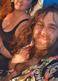 What are available rooms for rent in Astoria, Sunnyside, Queens, Forest  Hills, Woodside for a female roommate?