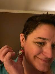 Used some leftover parts from my Lego Bonsai Tree to make some froggy  earrings 🐸🌸