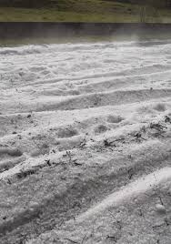 Jun 15, 2021 · em goiânia, apesar da ocorrência de granizo, os acumulados de chuva foram muito baixos, e a capital do estado já soma 67 dias seguidos sem chuva significativa. Chuva De Granizo Deixa Ruas Cobertas De Gelo E Muda Cenario Em Cidade Do Interior De Sp Video Sorocaba E Jundiai G1