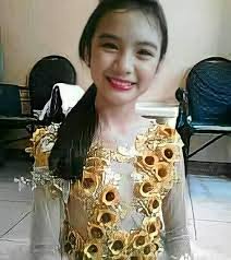 Francine's Throwback