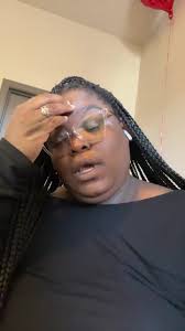 Midday work cuddles #cocotheelawyer @Venti & Mina🐾