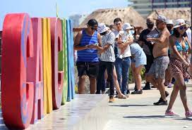 Ciudad de méxico y estado de méxico no son los únicos en semáforo rojo: Coronavirus En Mexico La Pandemia Se Vuelve A Disparar En El Caribe Mexicano La Joya Turistica Del Pais El Pais Mexico
