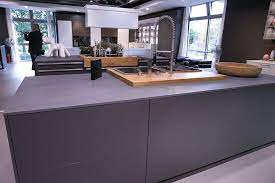 Arbeitsplatte aus dekton fur kuchen recycelt grau. Graue Kueche Graue Arbeitsplatte1 Jpg 800 533 Pixel Graue Kuche Arbeitsplatte Kuche Kuche Beige