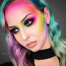 21 Freakishly Cool Halloween Makeup Ideas You Ll Want To Steal Cool Halloween Makeup Crazy Makeup Pride Makeup