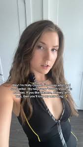 Holly Clough (@hollycloughmusic) • Instagram photos and videos