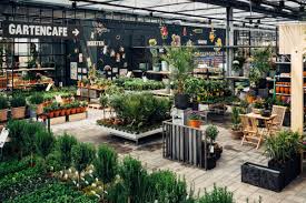 Eine onlinebestellung oder telefonische bestellung möglich ist? Mit Cafe Museum Spielplatz Und Naturpfad Neues Gartencenter Deluxe In Lennestadt Sudwestfalen Magazin