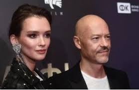 Супруг старше ее на девять лет. Anna Snatkina Biografiya Foto Lichnaya Zhizn Muzh I Deti Rost I Ves Luchshie Roli 2021
