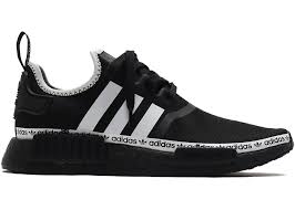 Inspirado nas silhuetas icônicas de running dos arquivos da adidas, o nmd é um modelo progressivo que mistura passado e futuro de forma casual. Adidas Nmd R1 Oreo Fv8729