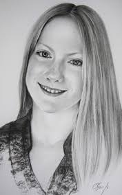 Portrait in Charcoal/graphite, Personalized Portrait, Have Original  Hand-drawn Portrait Drawn