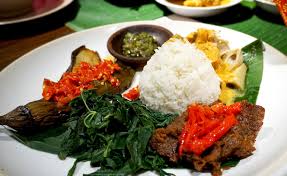 Intinya, jangan konsumsi jumlah nasi berlebih meski tidak dilarang sama sekali. Inilah Jumlah Kalori 7 Menu Makan Siang Dan Cara Membakarnya Prosehat