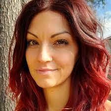 Ashlee Ball's Instagram, Twitter & Facebook