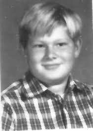 Edward Knutson's Instagram, Twitter & Facebook