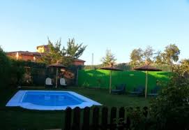 La casa cuenta con 3 habitaciones dobles, todas ellas con vistas panorámicas. 7 Casas Rurales Con Piscina En Setenil De Las Bodegas Casasrurales Net