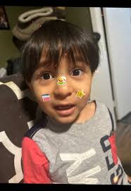 Explorando el Amor con un Happy Meal y Stickers