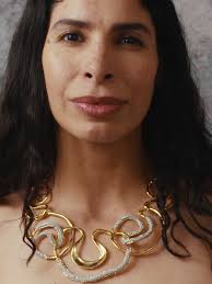 SS25...she frames the face. #alexisbittar