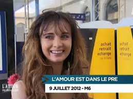 Model, photographer, stylist, makeup or hair stylist, casting director, agent, magazine, pr or ad agency, production company, brand or just a fan! Une Pretendante De L Amour Est Dans Le Pre Prend L Escalator Dans Le Mauvais Sens Video Dailymotion