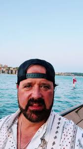 Country Music Highlights for New Year’s Eve Celebration