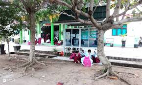 Ada sedikit info yang nak dikongsikan bersama di sini. Yuk Lihat Suasana 5 Hari Sekolah Di Sdn 2 Loktabat Selatan Kanal Kalimantan