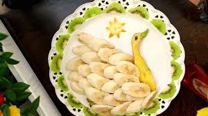 Art In Banana Swan Banana Decoration Art In Fruit Vegetable Carvin Banana Swan Banana Fruit And Vegetable Carving Vegetable Carving Fruit Carving