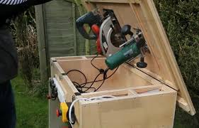 It includes independent sides and full 4 dust collection. Diy Table Saw How To Make A Homemade Table Saw Appliance Reviewer