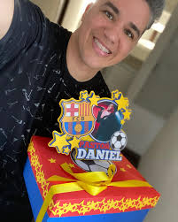 Hombe si hoy fue un cumpleaños diferente pero lleno del amor de mi familia,  hermanos y amigos que sin medir distancias se las ingeniaron para sacarme  una sonrisa #42 @ Cartagena, Colombia