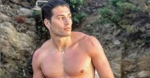 See more of simona ventura on facebook. Niccolo Bettarini Il Figlio Di Simona Ventura Indagato Per Diffamazione Ha Offeso Su Instagram La Sua Avvocata Per La Parcella Il Fatto Quotidiano