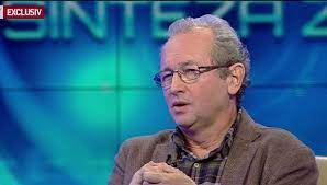 A dansat pe una din melodiile lui michael. Dan Puric Despre MonÈtrii Sacri Ai Comediei RomaneÈti A Fost O Specie A DispÄrut Antena 3