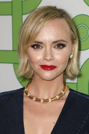 Christina ricci has come a long way from the movie casper! Christina Ricci Short Hairstyles Christina Ricci Hair Stylebistro