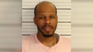 Pregnant woman attacked in Memphis apartment after group breaks in