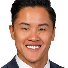 Sean Nguyen's Instagram, Twitter & Facebook