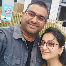 We got the keys to our first home! 🏡🎉 After countless open homes and  weekends lost, juggling parenthood with new career milestones, and a bloody  ton of stress... our efforts finally paid