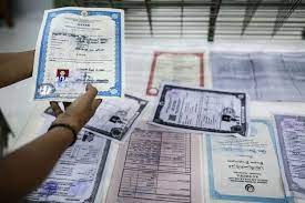 Đưa tin nhanh nhất : Siswa Lulusan Tahun Ini Dipastikan Memperoleh Ijazah Ini Penilaiannya Halaman All Kompas Com
