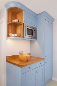 If you've got warm white 3000k spotlights or downlights, then your kitchen cabinet lights should match. 19 Unique L Kitchen Cabinets Home Decor