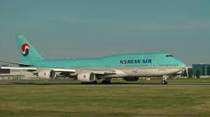 Boeing 747 8 Korean Airlines One Of The Most Beautiful Aircraft In Prague Youtube