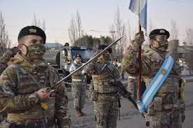 La guarnición de ejército (guar ej) «río gallegos» es la base más austral del ejército argentino. El Coronavirus Puso Al Ejercito Argentino Al Frente De La Guerra Contra La Pandemia La Opinion Austral