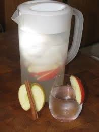 The Original Apple Cinnamon Water Recipe Apple Cinnamon Water Water Recipes Healthy Drinks