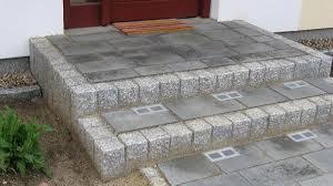 Bildergebnis Fur Hauseingang Pflaster Mit Bildern Hauseingang Hauseingang Treppen Hauseingangstreppe