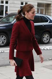 Please feel free to ask any questions if needed while exploring. Kate Middleton Wearing Black Velvet Hair Bow Popsugar Beauty