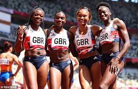 Going into the 2000 olympics the americans had never lost the event and anchor leg swimmer gary hall jr predicted befo. Zi0pa R7d Fdom