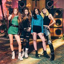 The fandom is very important. La Hermana De Suga Tae Y Tu Black Pink Black Pink Kpop Blackpink Fashion